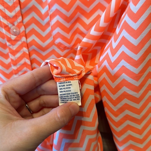 American Eagle Zig Zag Button Down - Picture 7 of 7